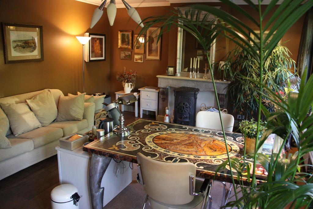 B&B De Lachende Engel Mechelen Zimmer foto